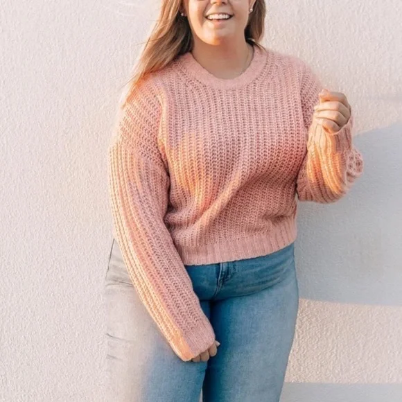 AE Cozy Crew Neck Sweater 💕 - Picture 2 of 7